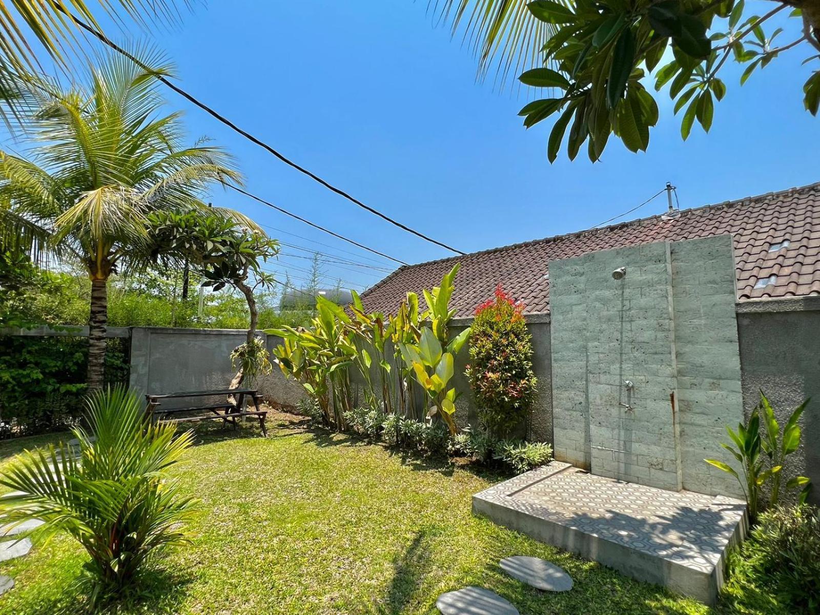 Cg Guesthouse Canggu Exterior foto